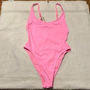SKIMS SWIM SCOOP NECK ONE PIECE